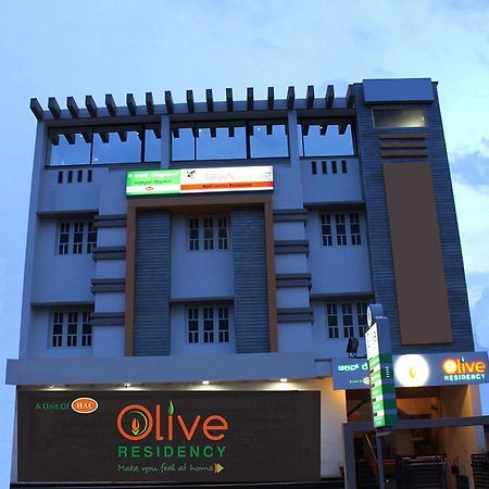 Oyo 1900 Hotel Olive Residency Mysore Bagian luar foto