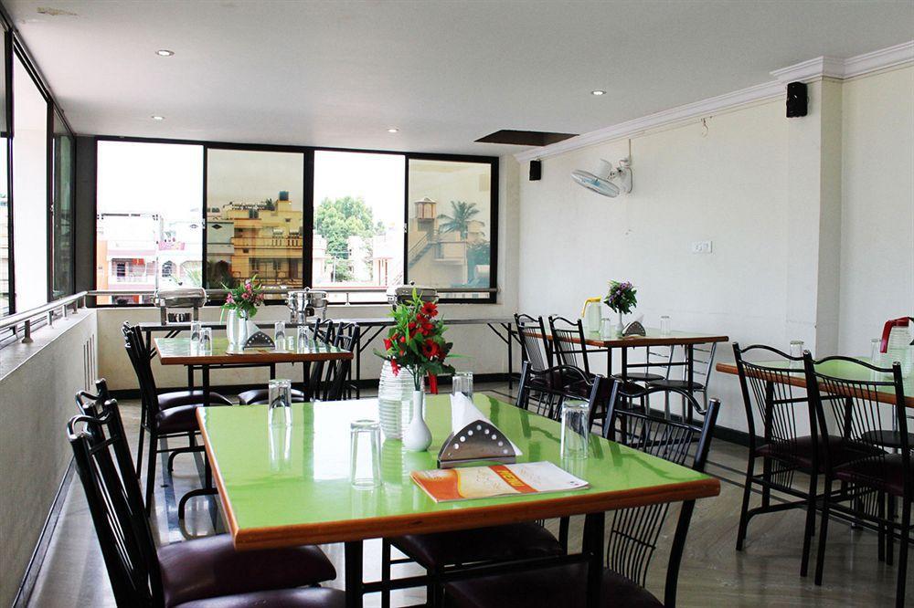 Oyo 1900 Hotel Olive Residency Mysore Bagian luar foto
