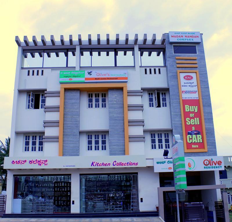Oyo 1900 Hotel Olive Residency Mysore Bagian luar foto