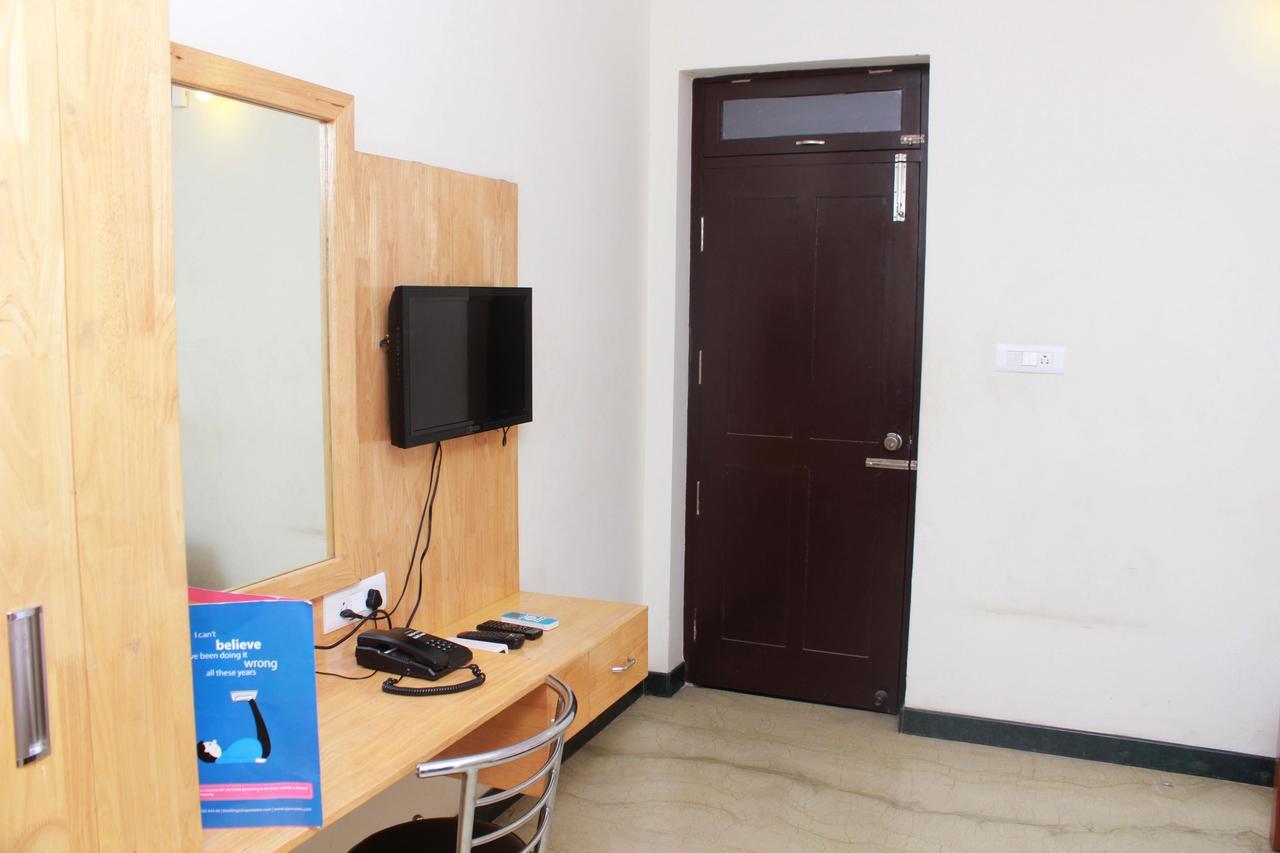 Oyo 1900 Hotel Olive Residency Mysore Bagian luar foto