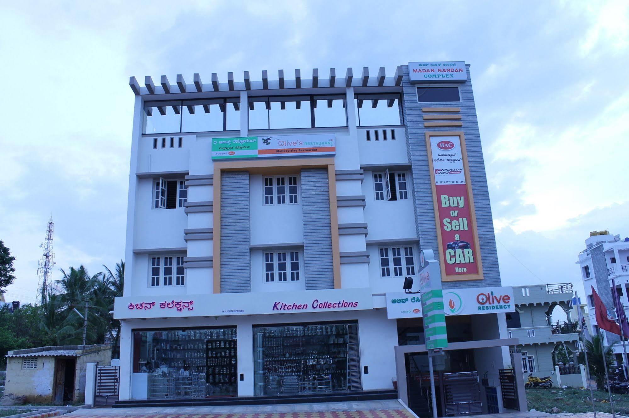 Oyo 1900 Hotel Olive Residency Mysore Bagian luar foto