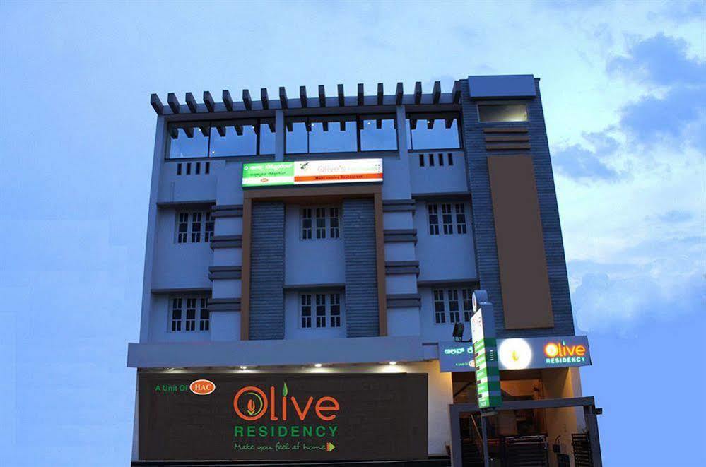 Oyo 1900 Hotel Olive Residency Mysore Bagian luar foto