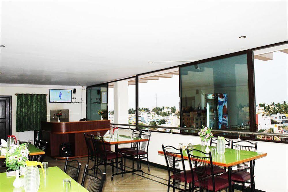 Oyo 1900 Hotel Olive Residency Mysore Bagian luar foto